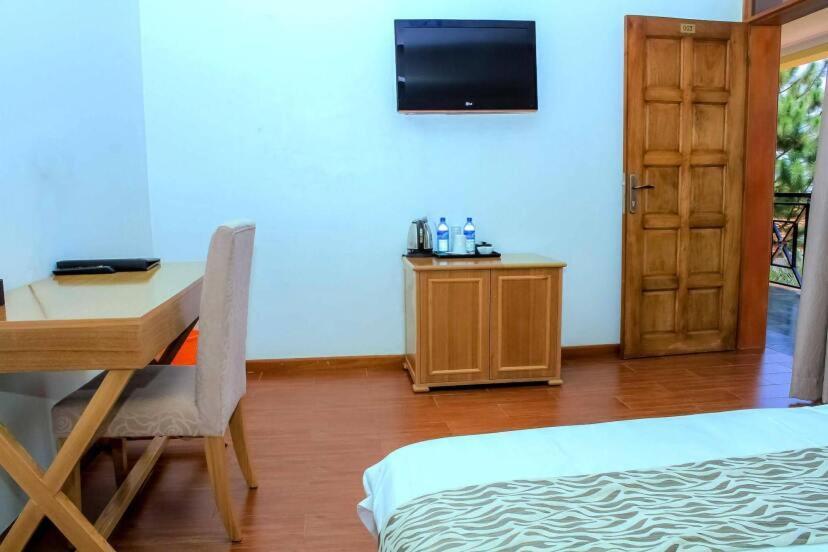 Rosemary Courts Bed And Breakfast Entebbe Eksteriør bilde